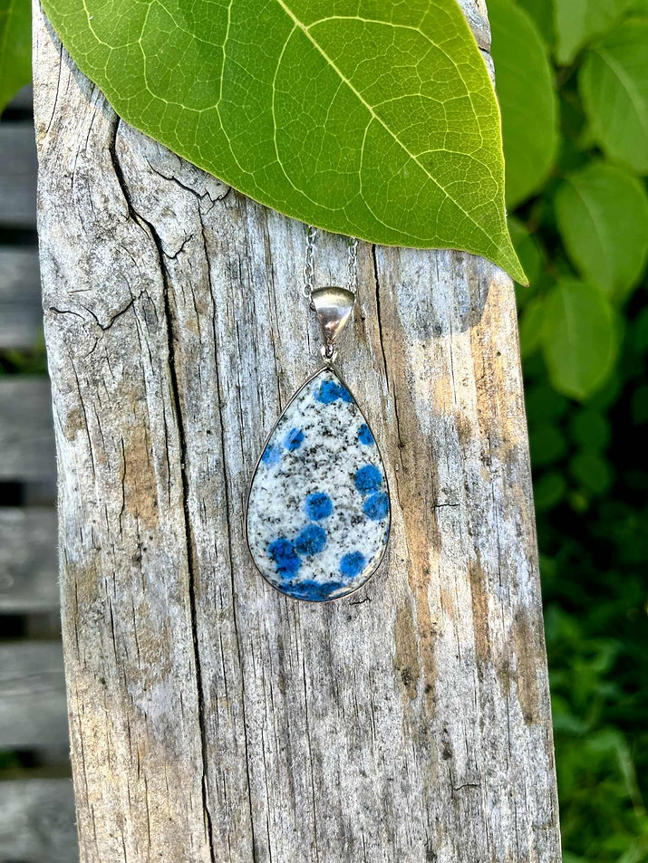 K2 azurite pendant
